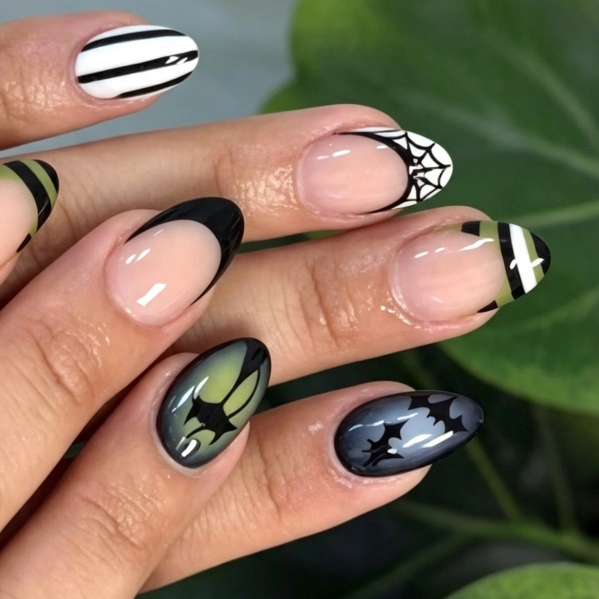 Halloween Themed Nail Art Set Stornfield