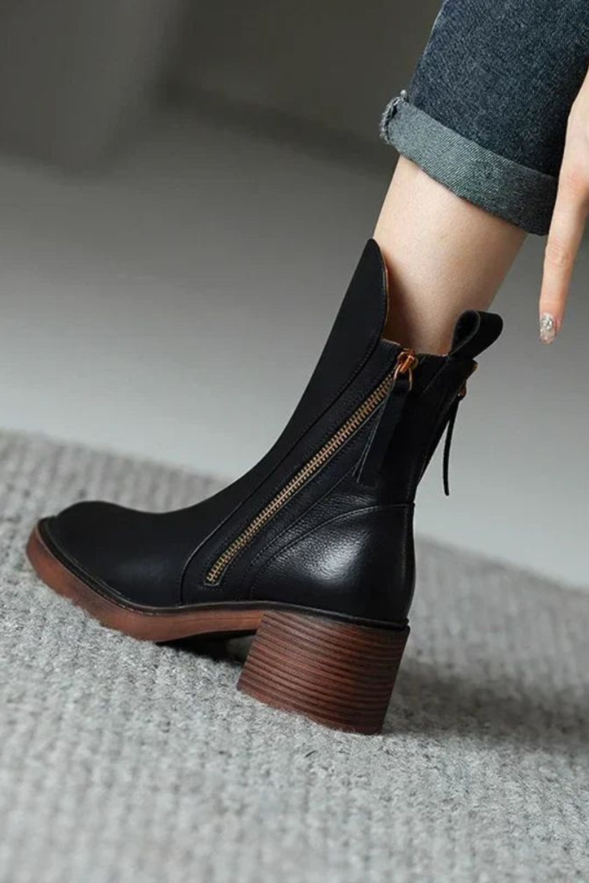 Black Leather Ankle Boots with Block Heel and Gold Zip
