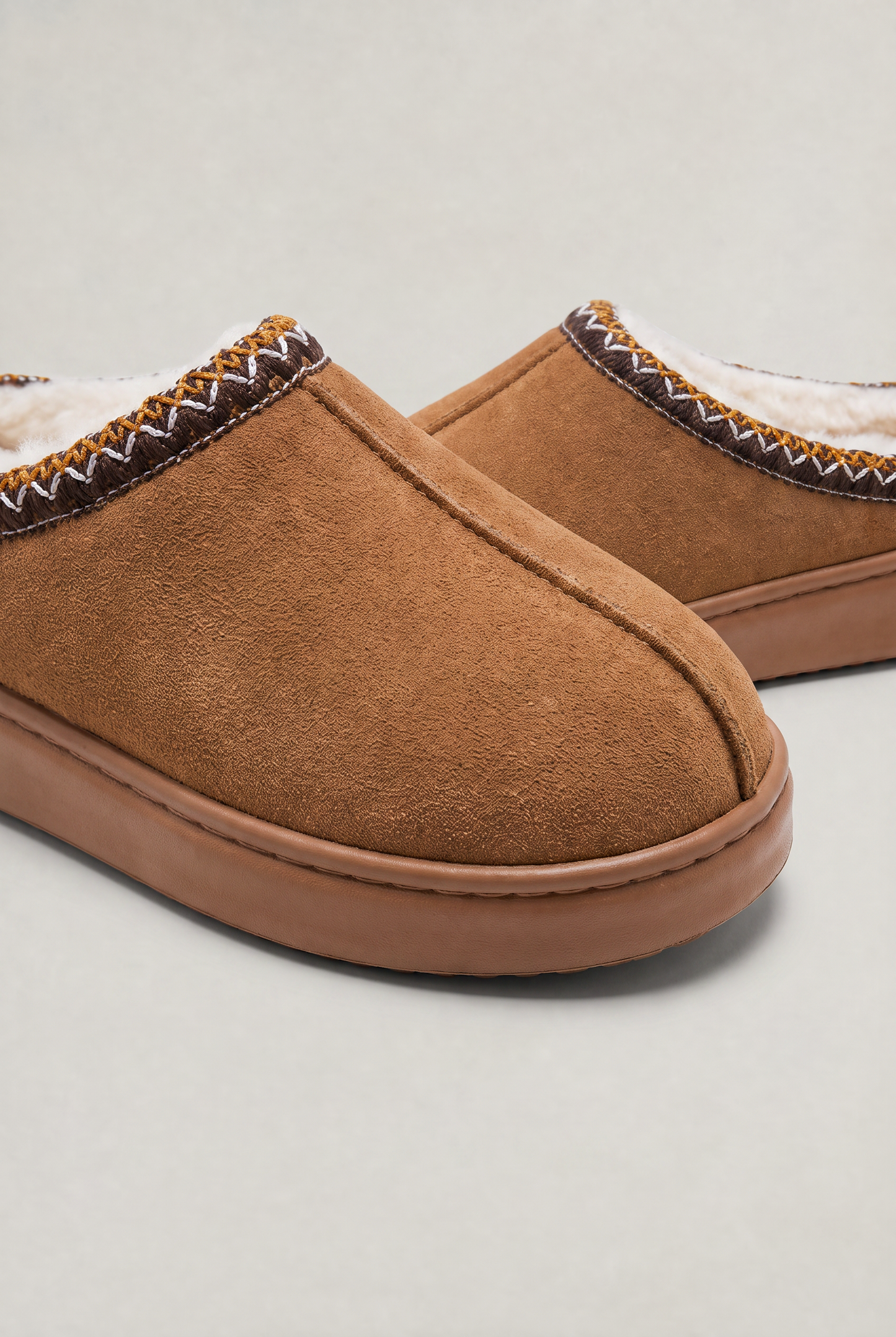 Women’s Fur Lined Suede Look Clogs
