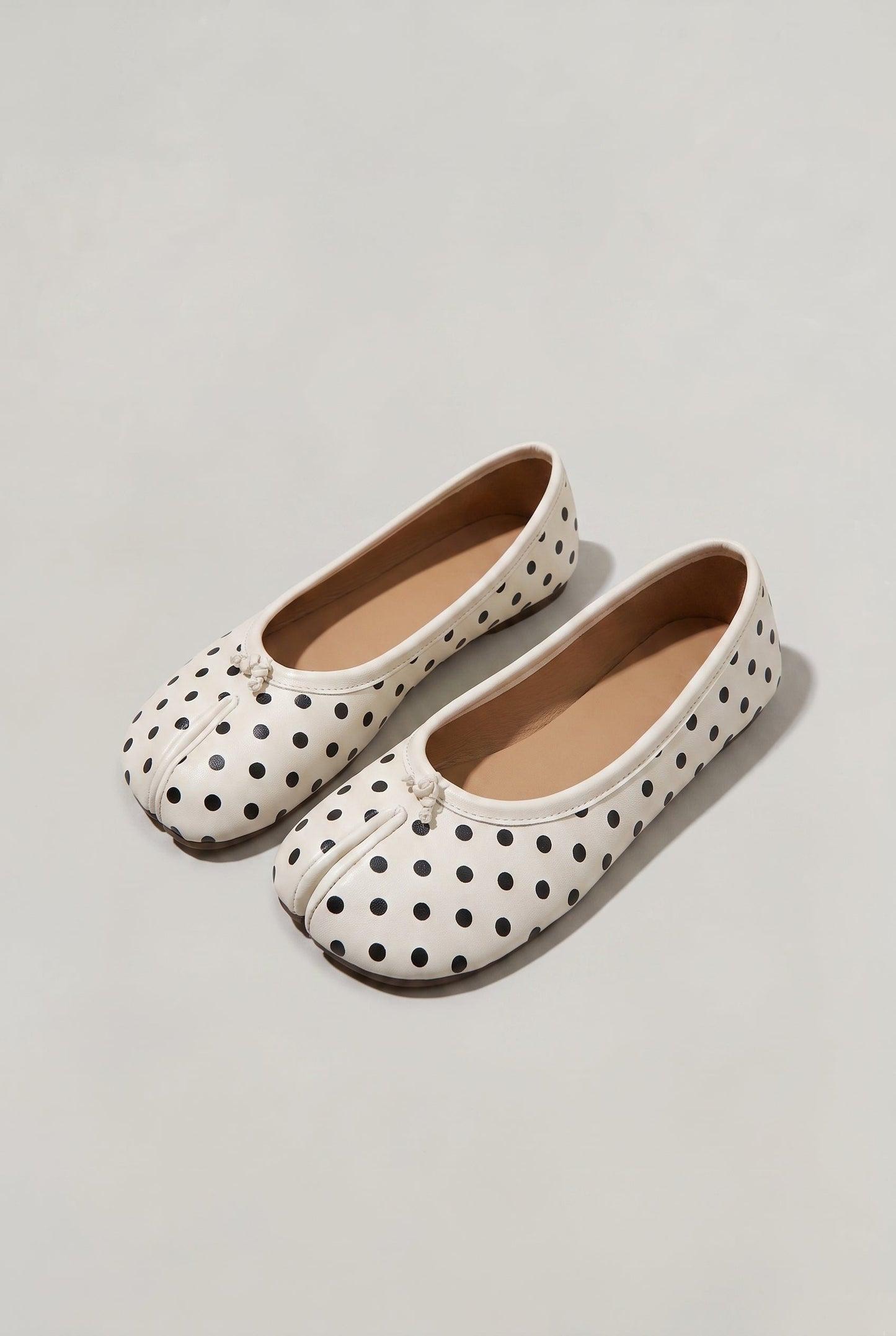 Women’s Tabi Split Toe Polka Dot Ballet Flats