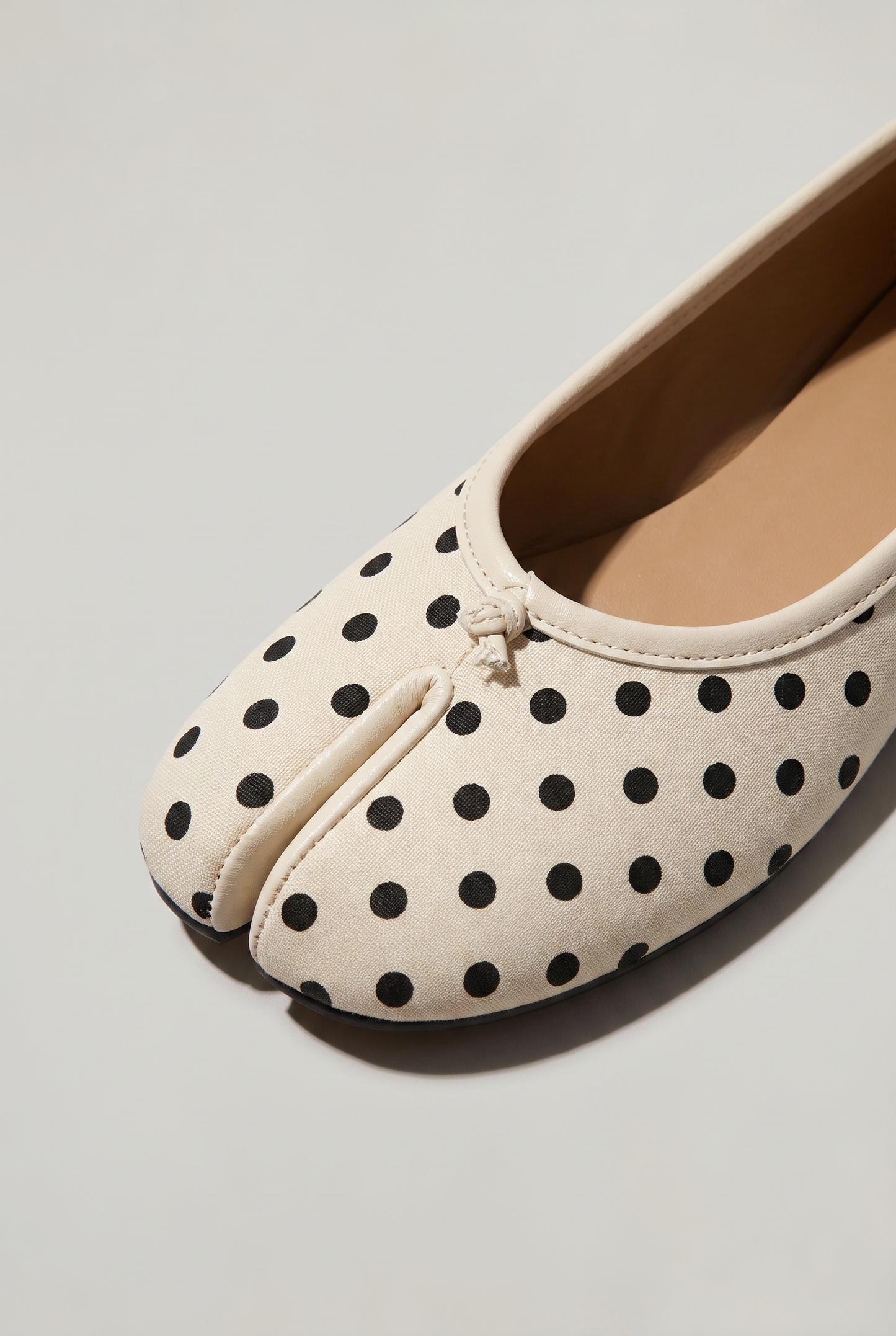 Women’s Tabi Split Toe Polka Dot Ballet Flats