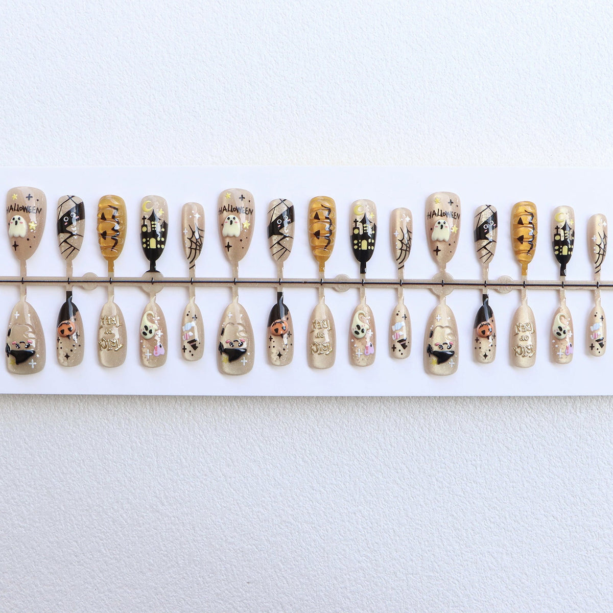 Halloween-Themed Press-On Nail Set Stornfield