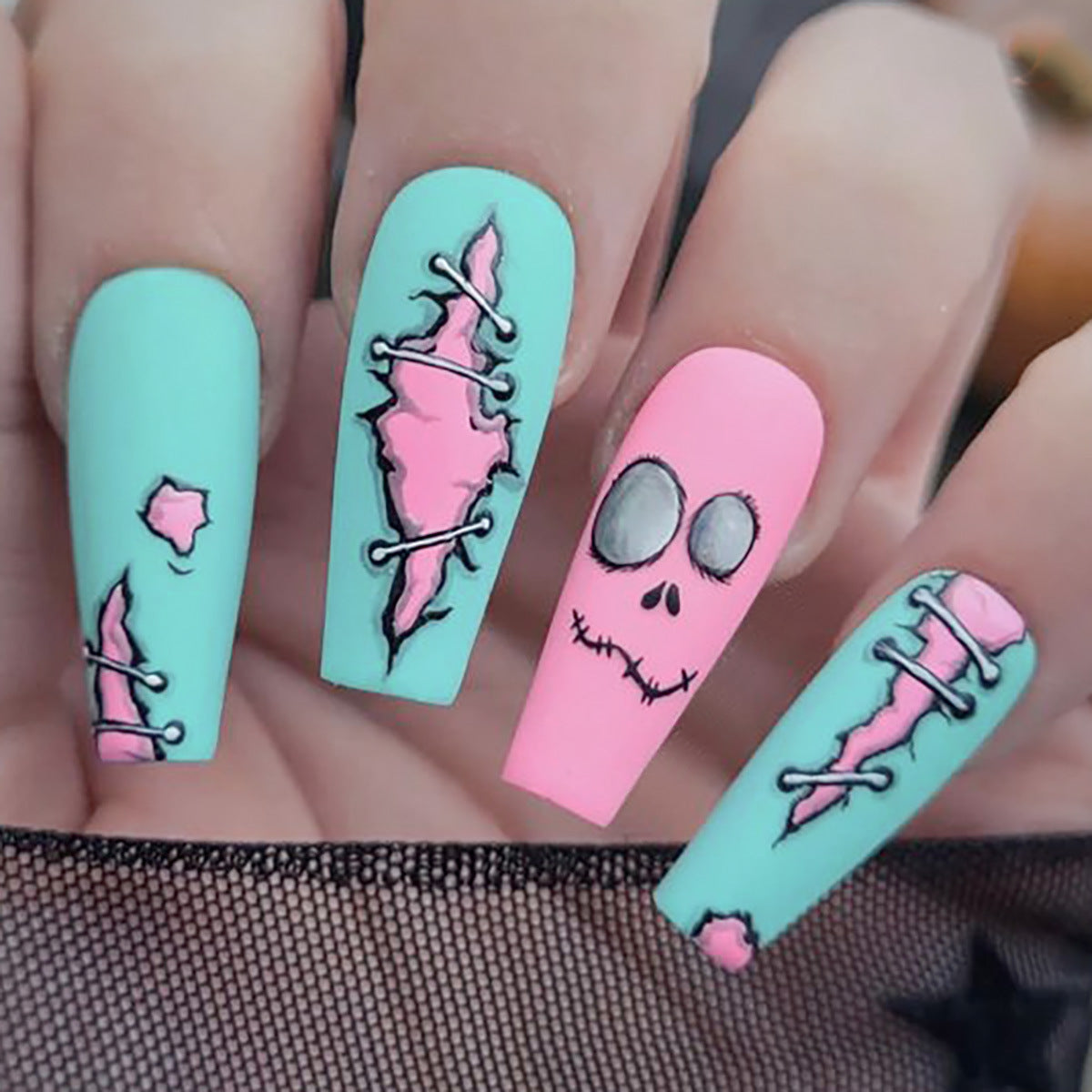 Artistic Halloween-Themed Press-On Nail Art Stornfield