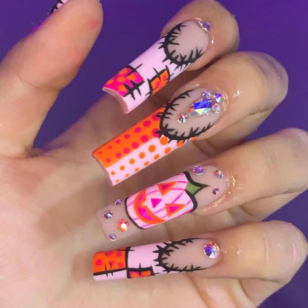Artistic Halloween-Themed Nail Art Set Stornfield