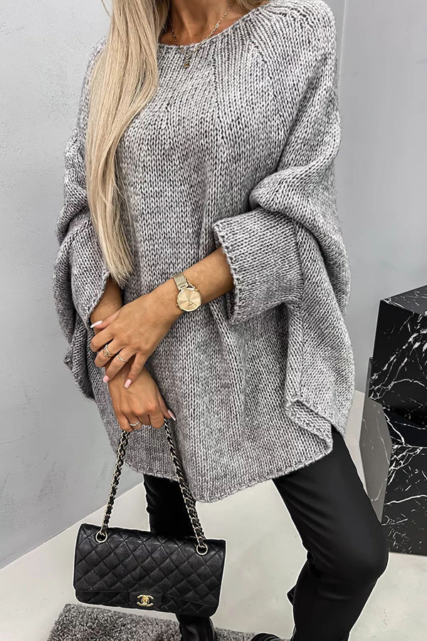 Oversized Cable Knit Sweater with Wide Sleeves and Round Neck