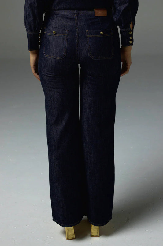 Zoe Kratzmann Flint Jean