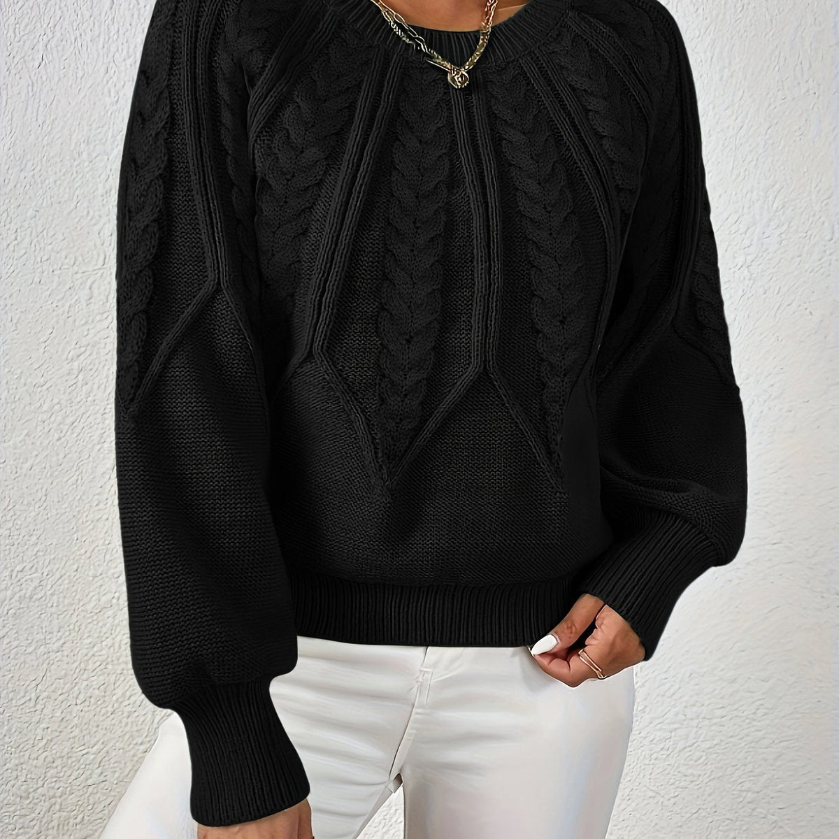 Women's Cable-Knit Cropped Jumper with Ribbed Crew Neck