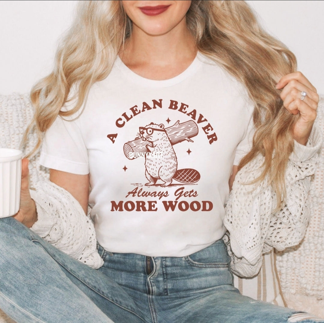 A clean beaver white tee